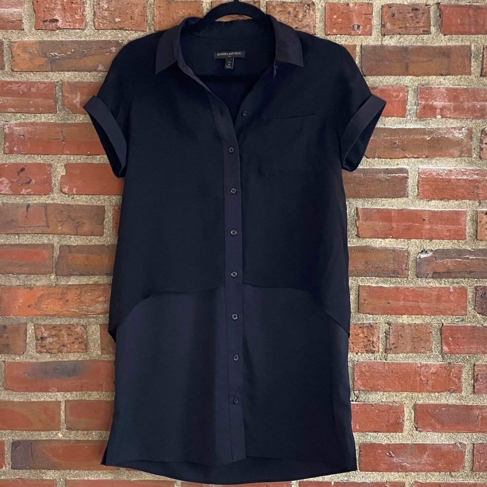 Banana Republic Long Button Down Blouse Size 4P